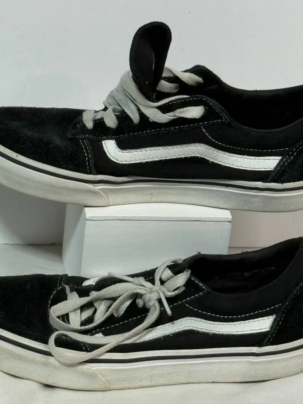 Vans Old Skool Classic Black Suede Low Top Sneakers Youth Size 6